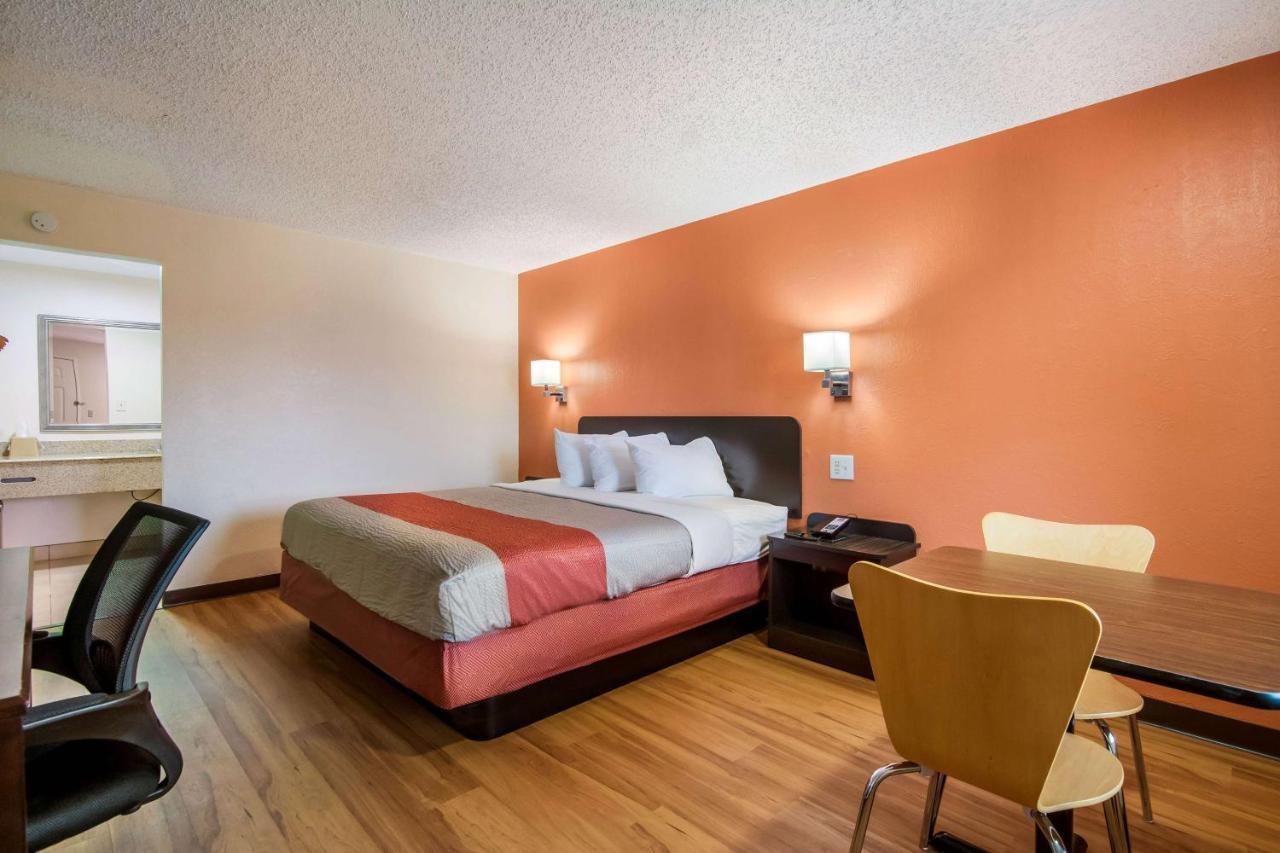 Motel 6-Winnie, Tx Εξωτερικό φωτογραφία